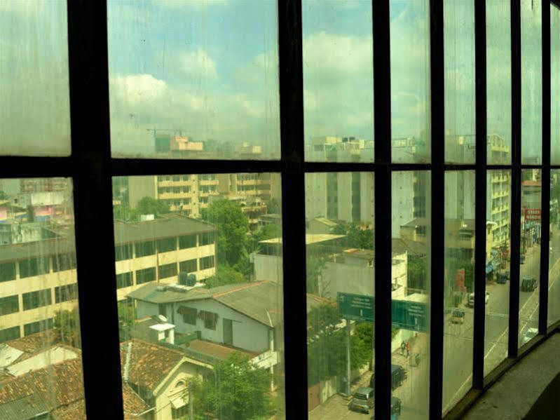 Green Palace Colombo Esterno foto